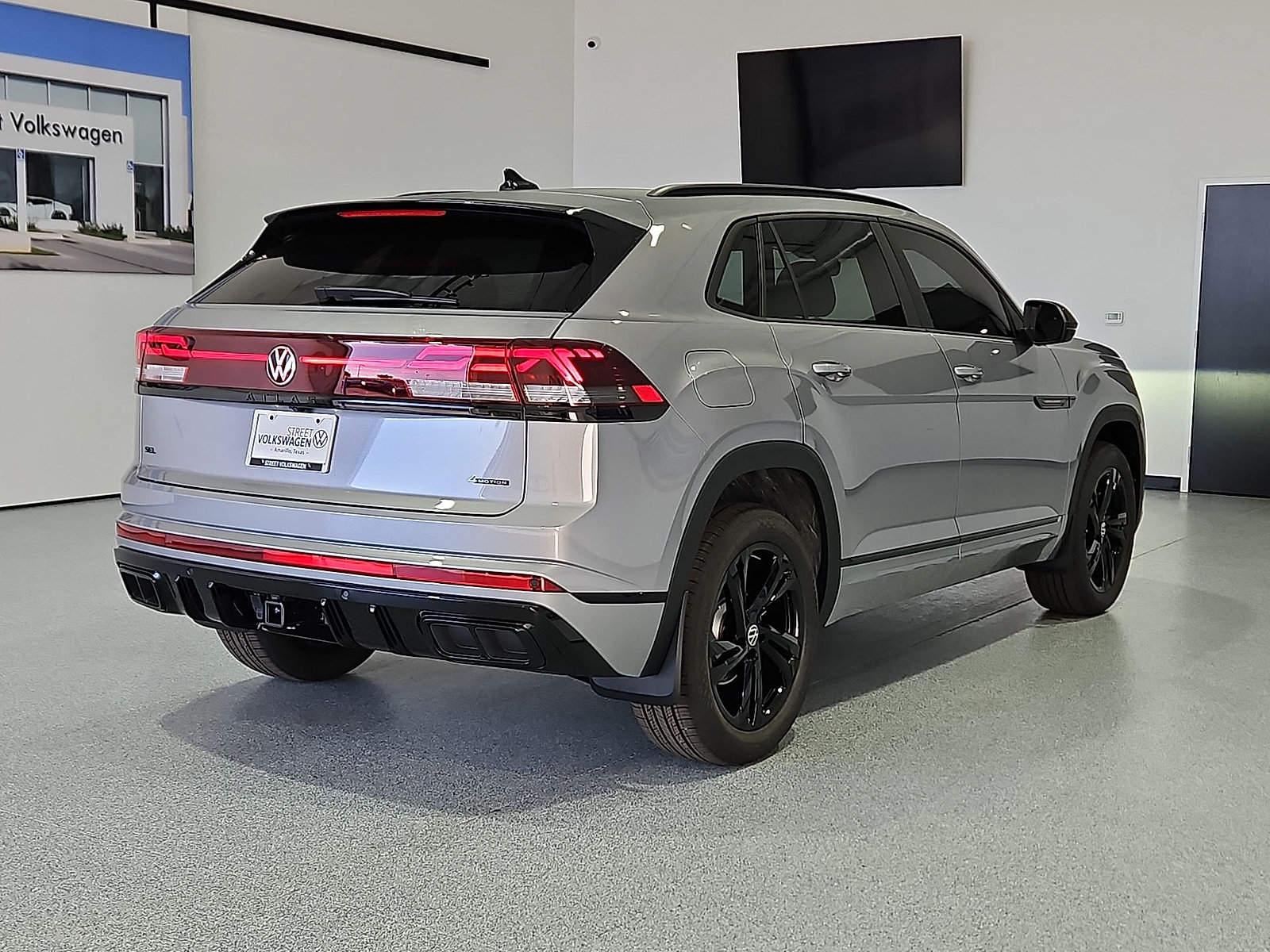 New 2026 Volkswagen Atlas Cross Sport SEL R-Line AWD/4WD image 9