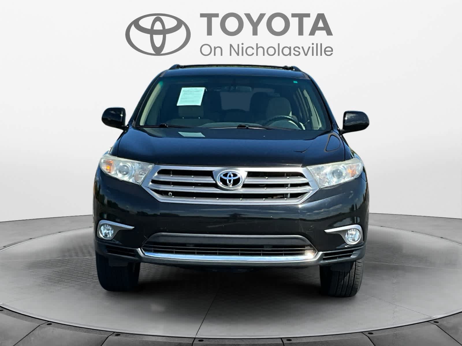 Used 2013 Toyota Highlander Plus AWD/4WD image 8