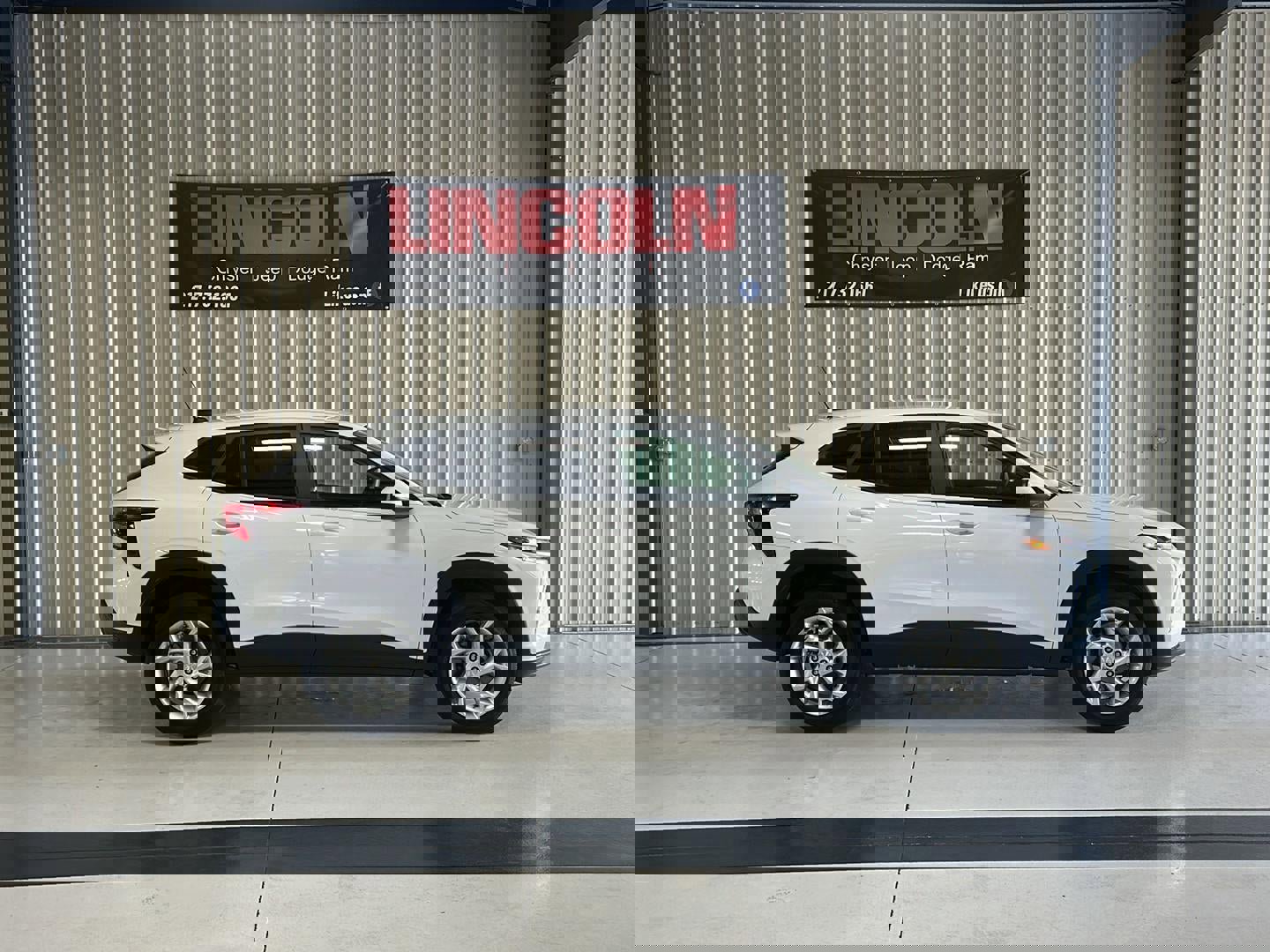 Used 2025 Chevrolet Trax LS w/ LS Convenience Package image 26