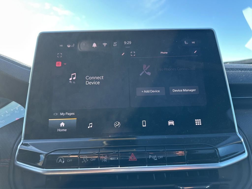 Used 2024 Jeep Compass Trailhawk w/ Trailhawk Convenience Group image 23