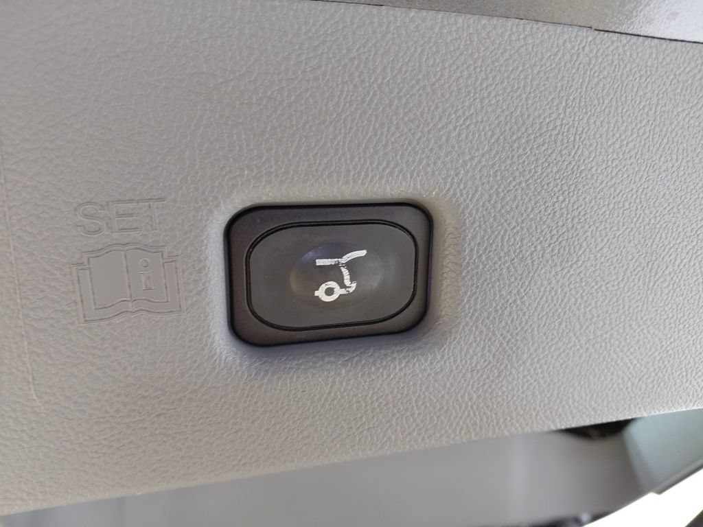 Used 2022 Lincoln Nautilus Reserve w/ Equipment Group 201A AWD/4WD image 44