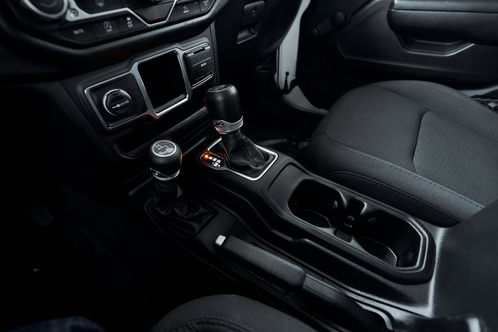 Used 2023 Jeep Wrangler Sport image 47