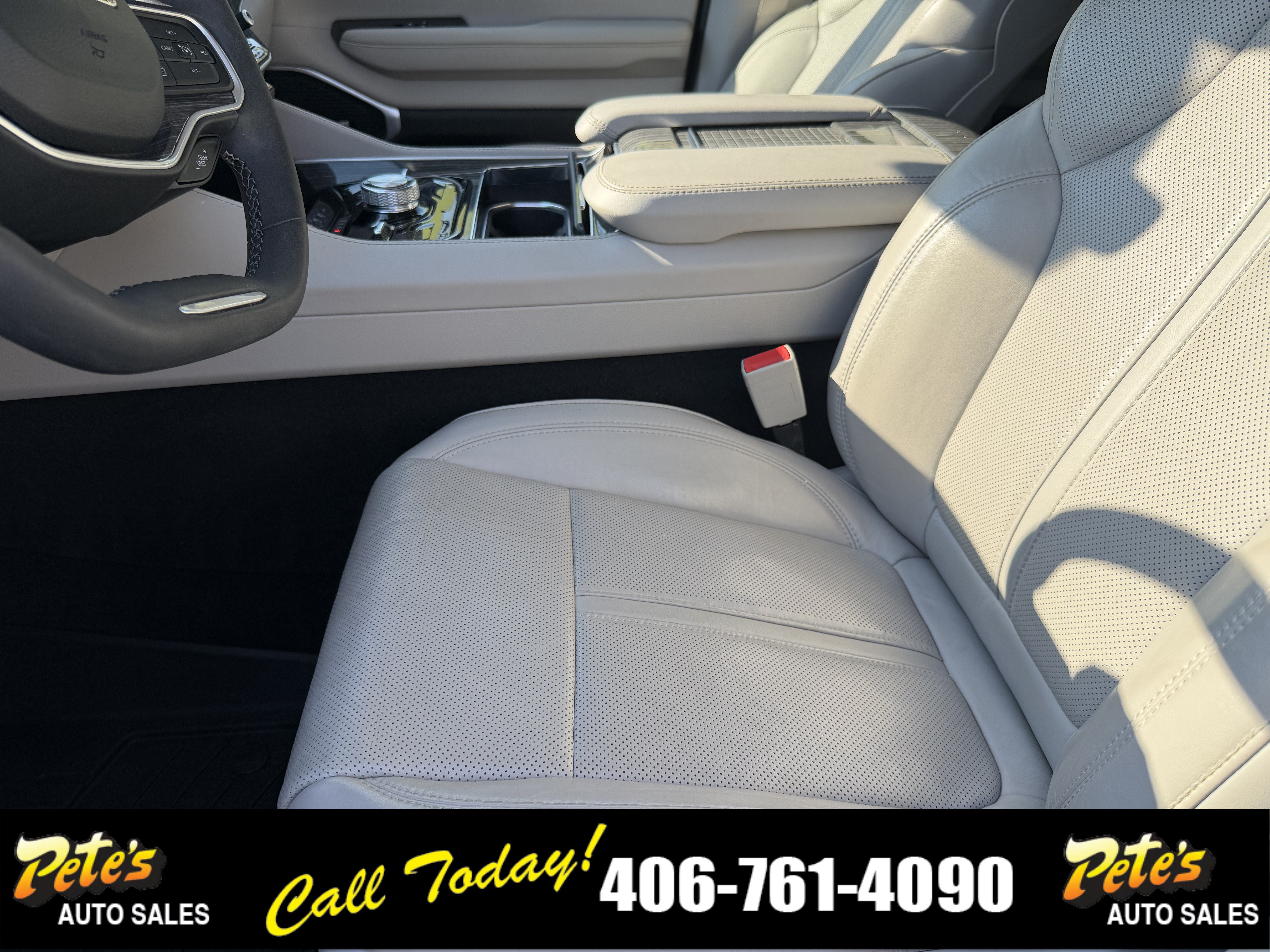 Used 2022 Jeep Wagoneer Series III w/ Flexible Seating Group AWD/4WD image 49