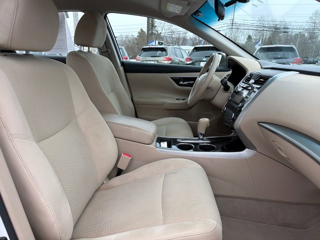 Used 2014 Nissan Altima 2.5 S w/ Sport Value Package image 31