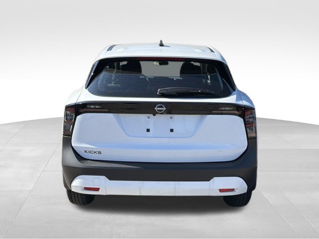 New 2027 Nissan Kicks S FWD image 4