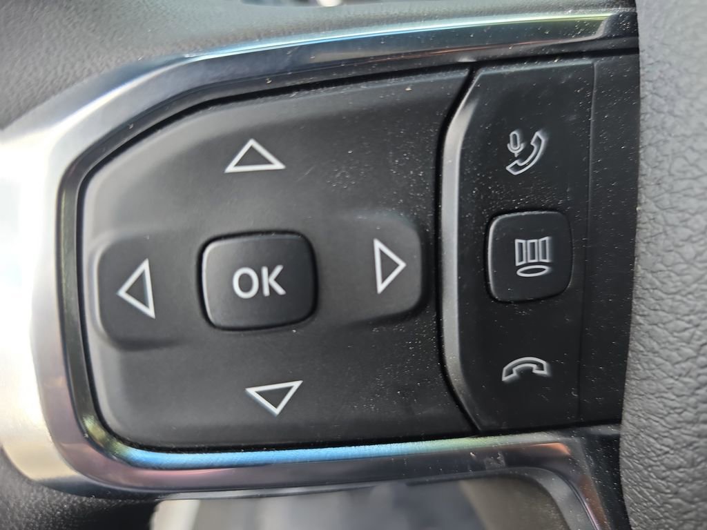 New 2026 RAM 2500 Laramie AWD/4WD image 17