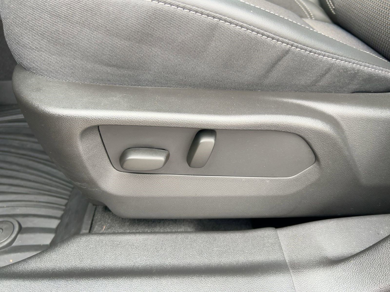 Certified 2023 Buick Envision Preferred w/ Sport Touring Package image 14