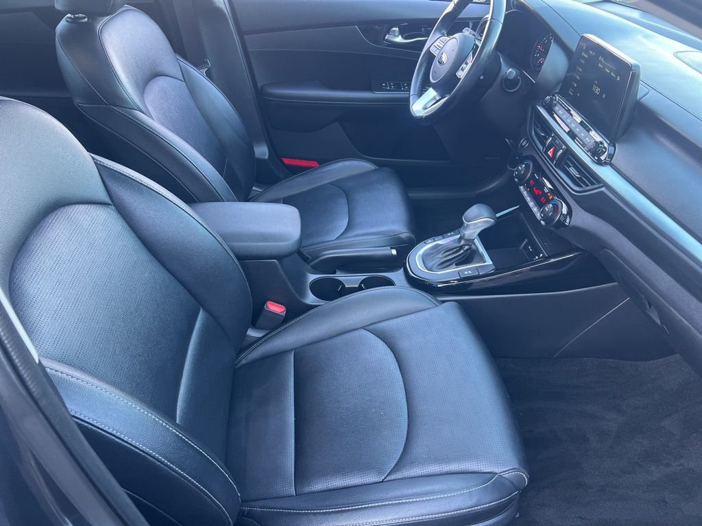 Used 2021 Kia Forte EX image 21