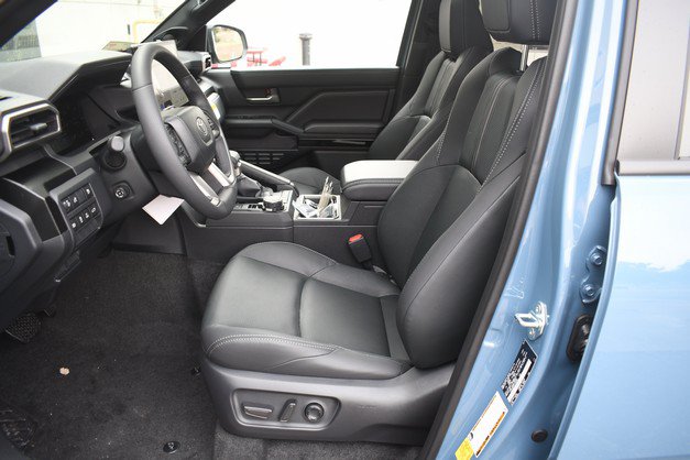 New 2026 Toyota 4Runner Limited AWD/4WD image 7