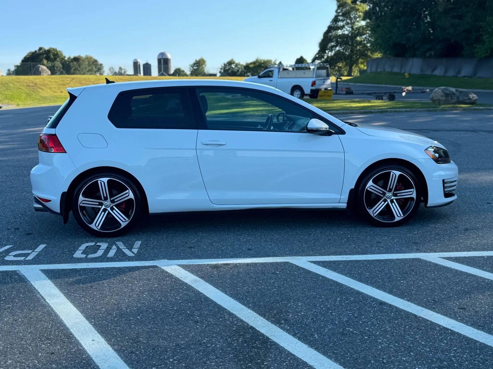 Used 2016 Volkswagen GTI S w/ Lighting Package (SEL) image 28