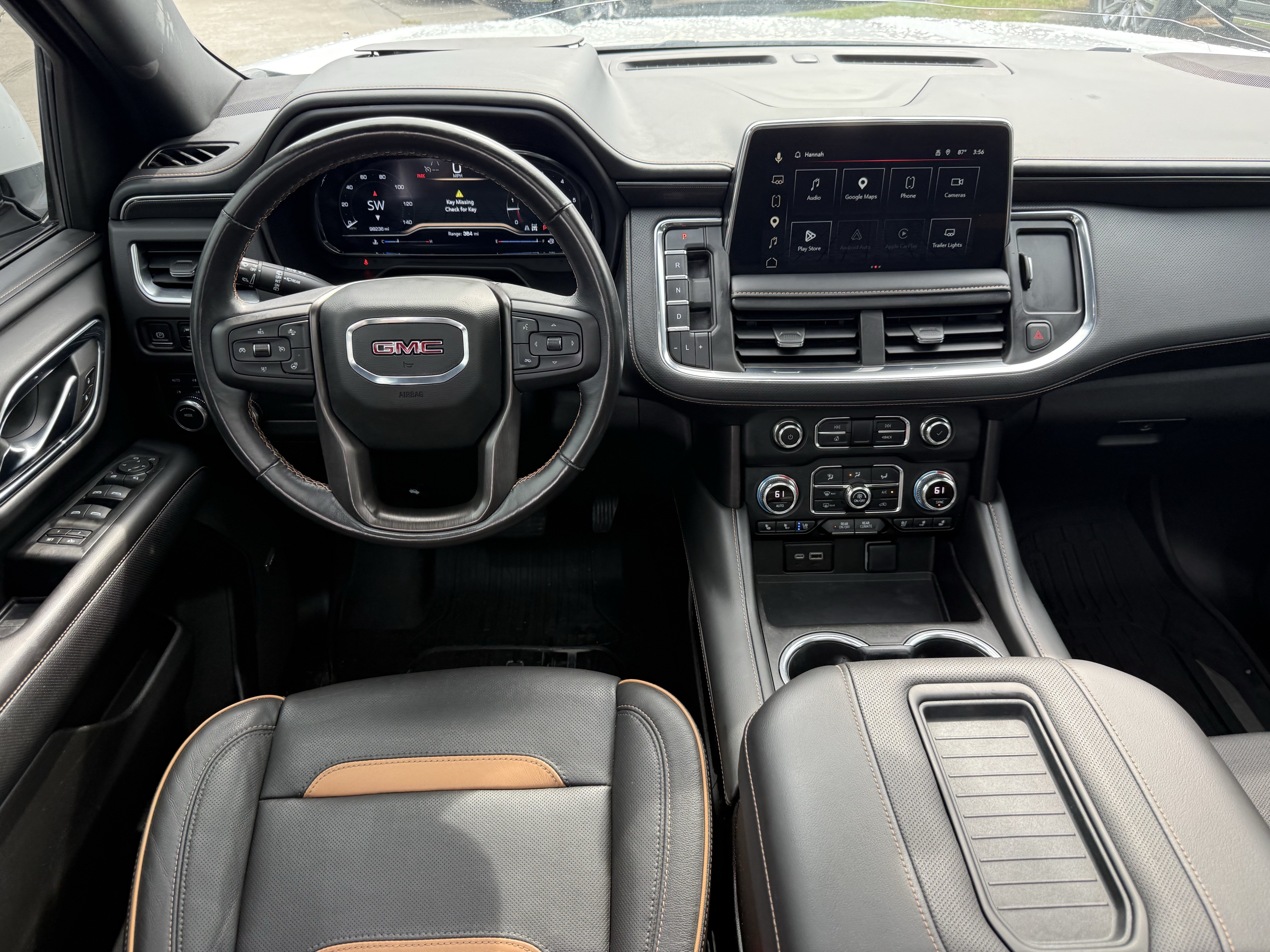 Used 2023 GMC Yukon XL AT4 w/ AT4 Premium Package AWD/4WD image 14