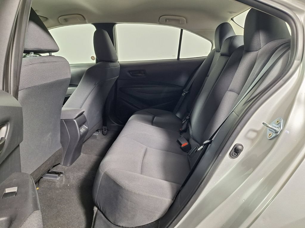 Used 2025 Toyota Corolla LE FWD image 10