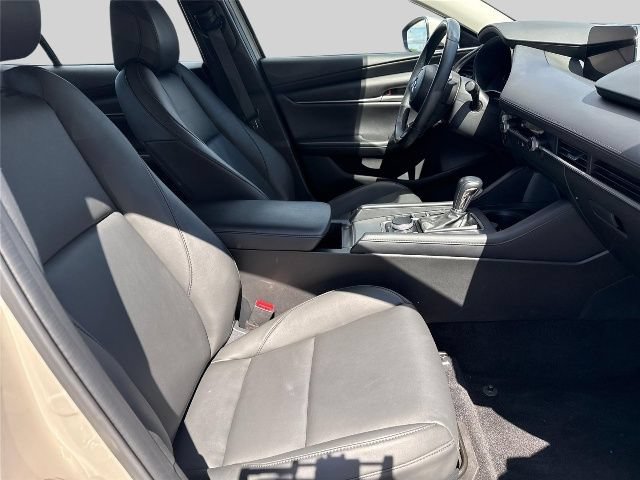 Used 2023 MAZDA MAZDA3 s FWD image 18