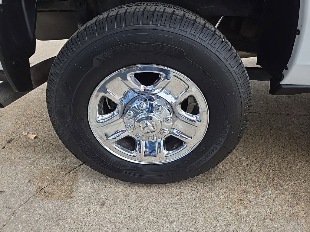 Used 2021 RAM 2500 Big Horn image 31