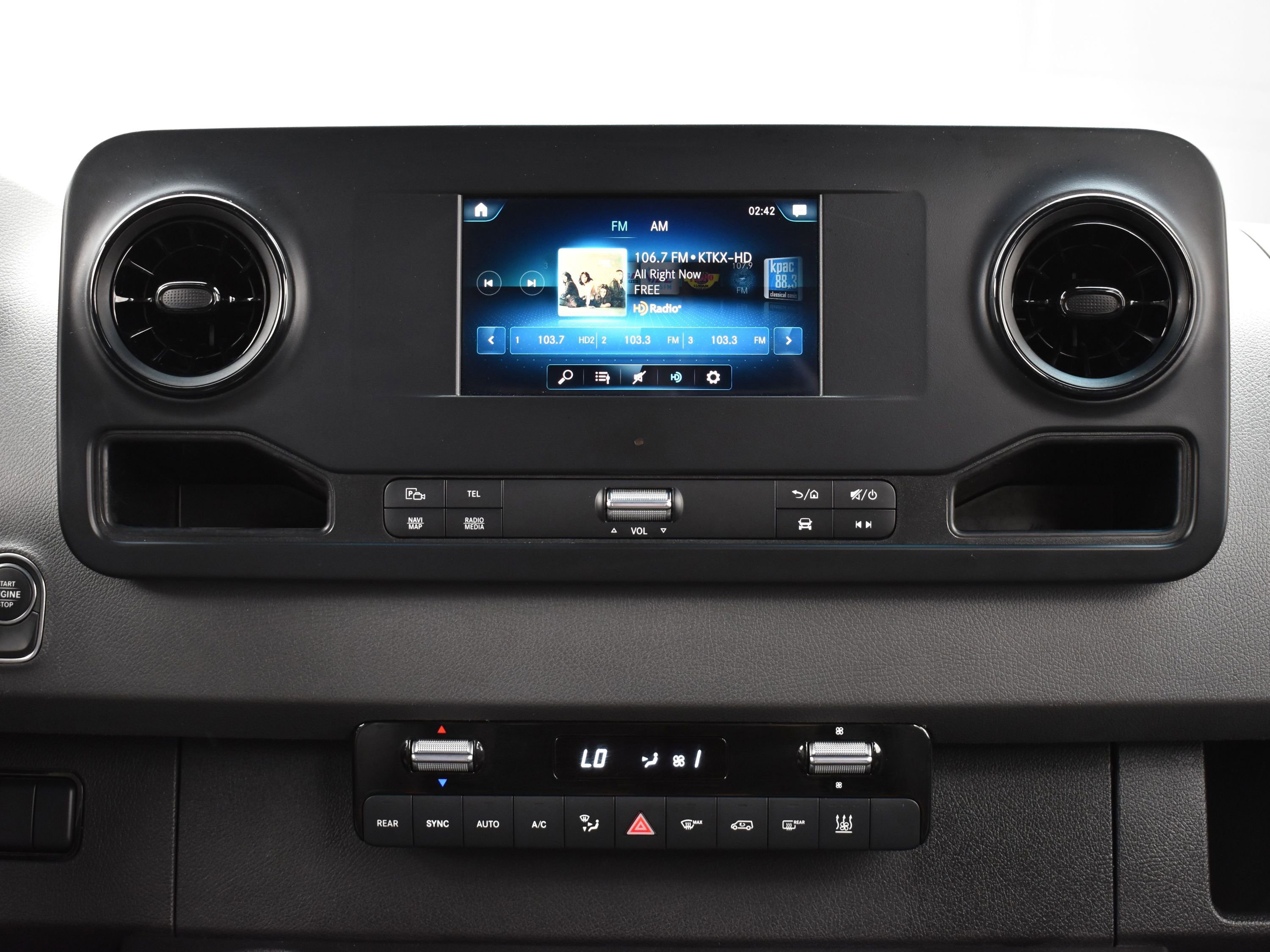 Used 2019 Mercedes-Benz Sprinter 2500 image 16