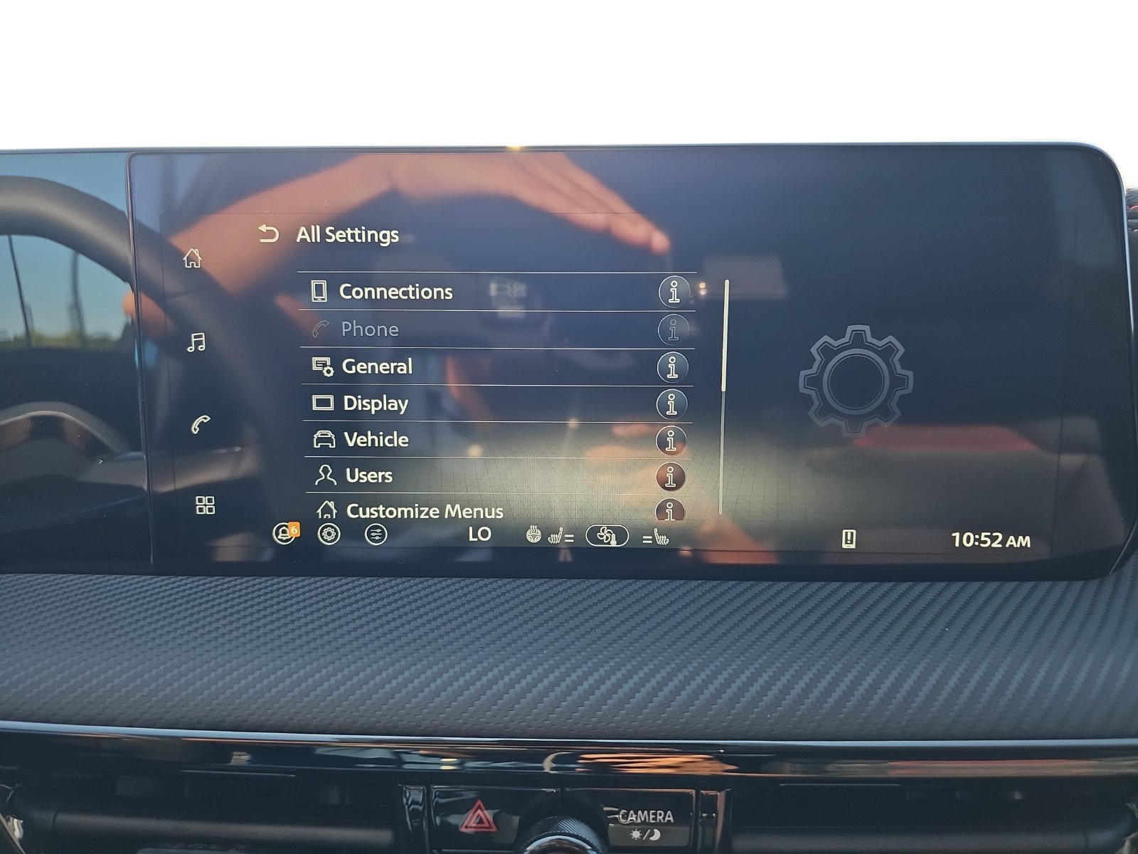 New 2027 Nissan Kicks SR w/ SR Premium Package FWD image 22