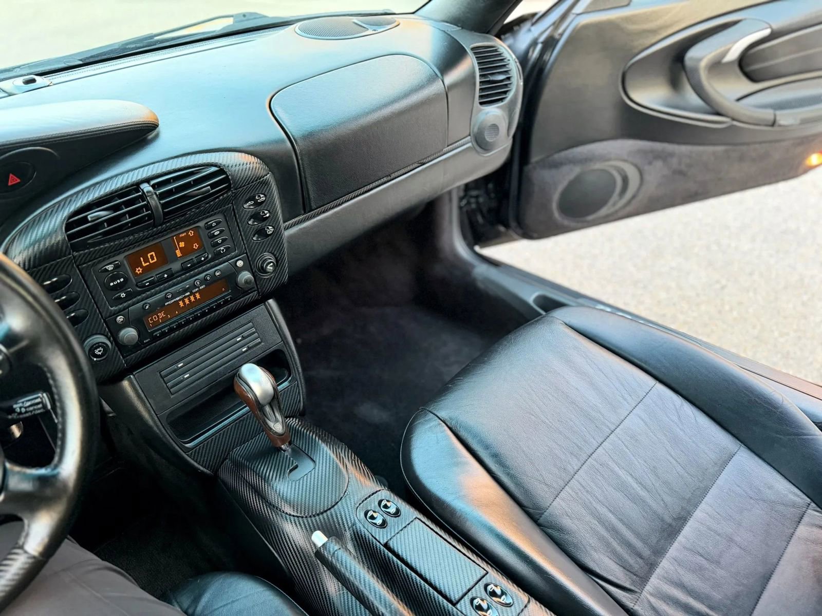 Used 1999 Porsche 911 Carrera RWD image 84