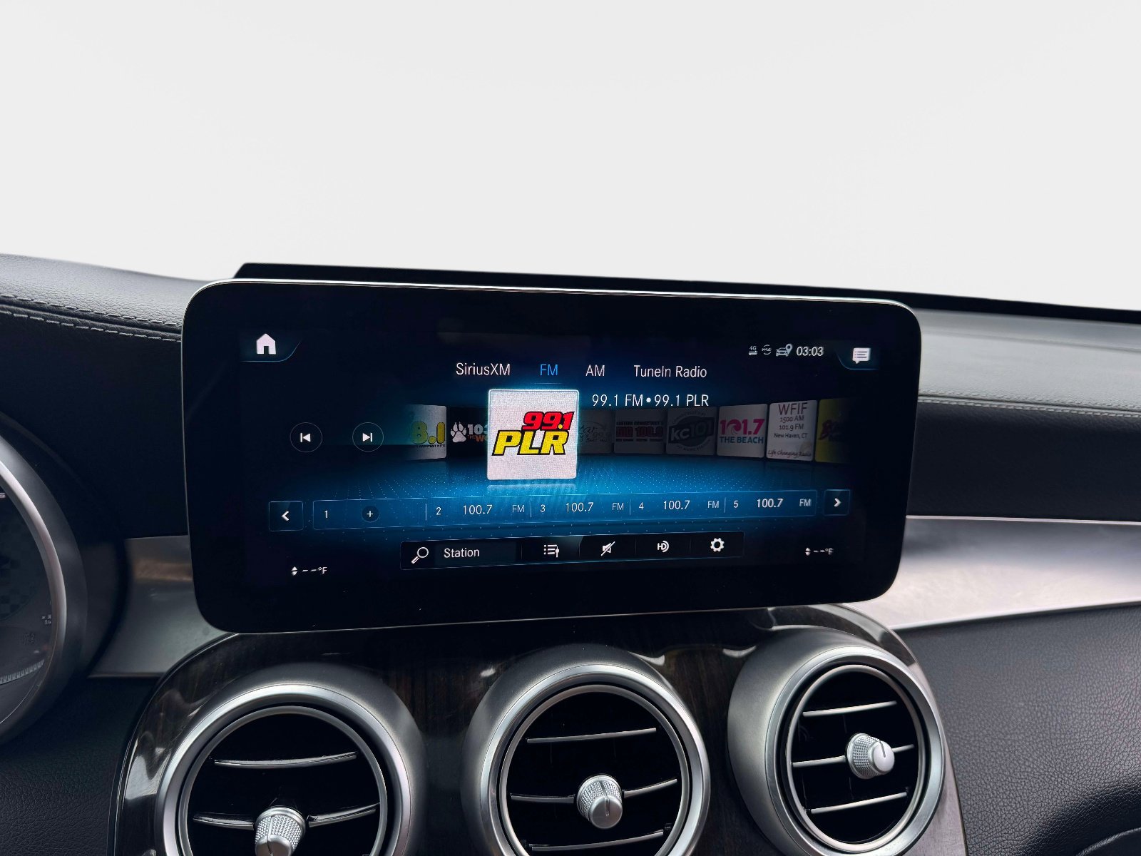 Used 2021 Mercedes-Benz GLC 43 AMG 4MATIC image 28