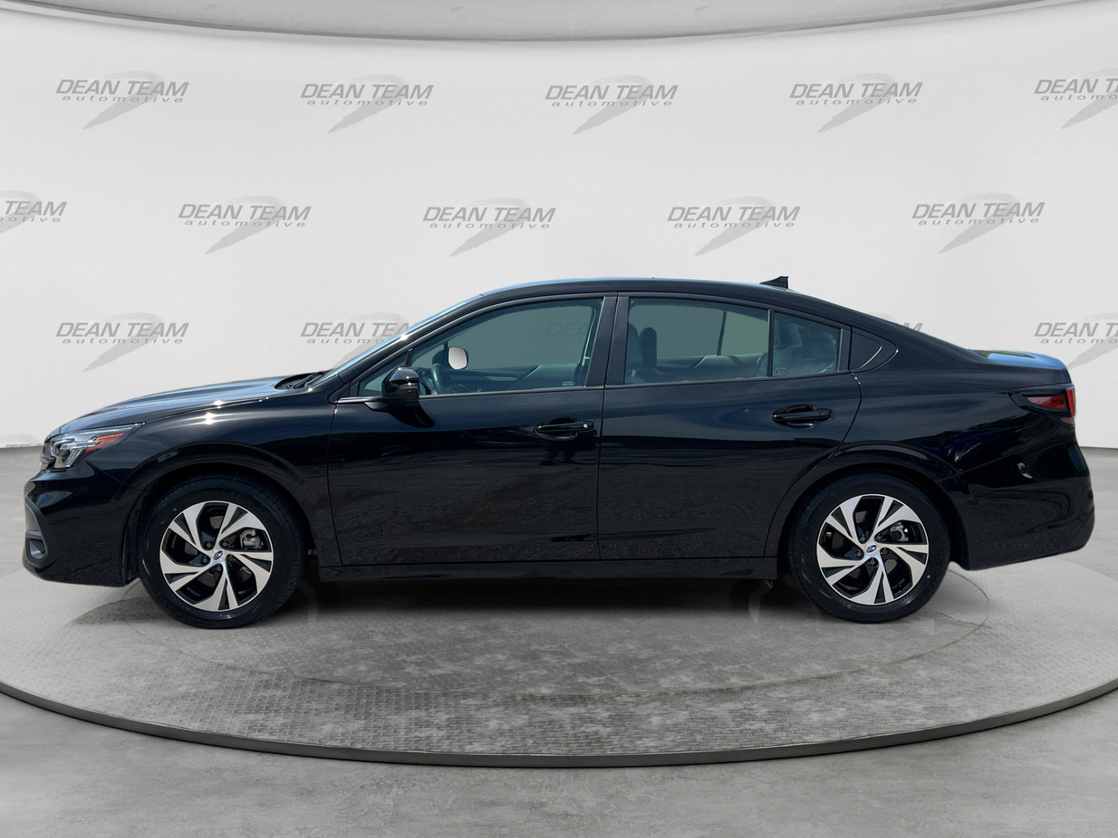 Certified 2025 Subaru Legacy Premium AWD/4WD image 4