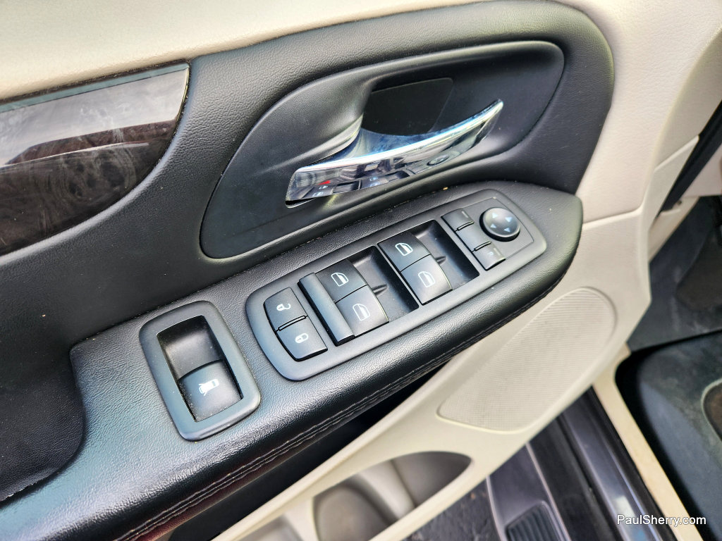 Used 2015 Dodge Grand Caravan SE w/ Quick Order Package 29E SE image 25