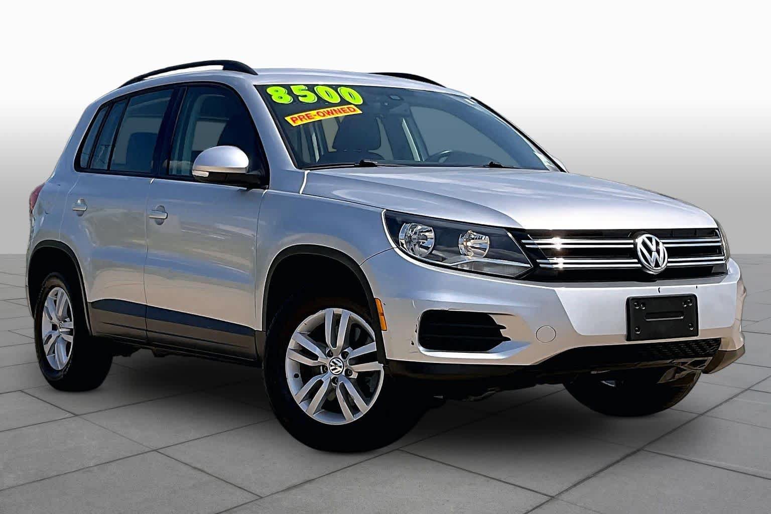 Used 2016 Volkswagen Tiguan S FWD image 3
