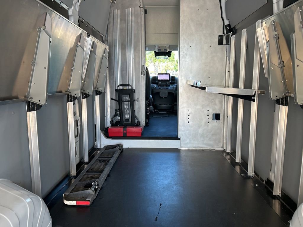 Used 2024 RAM ProMaster 3500 w/ Delivery Van Package image 27