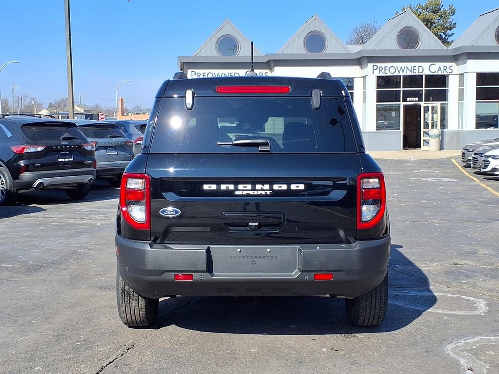 Used 2023 Ford Bronco Sport Outer Banks w/ Tech Package image 3
