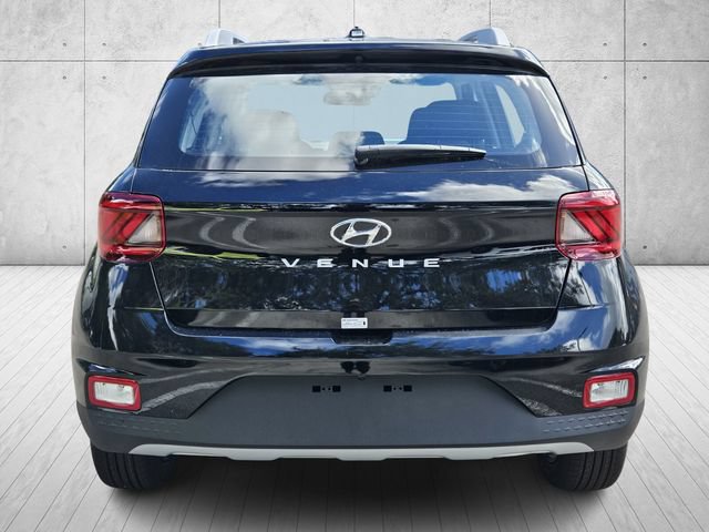 New 2026 Hyundai Venue SEL FWD image 3