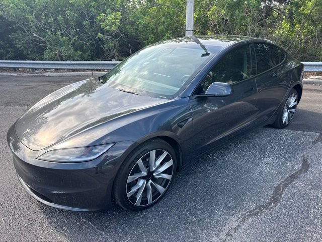 Used 2024 Tesla Model 3 Standard Range RWD image 1