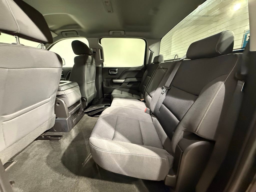 Used 2018 Chevrolet Silverado 1500 LT w/ All Star Edition image 17