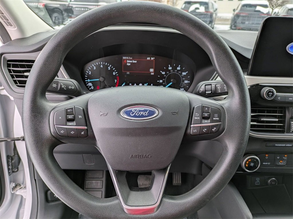 Used 2021 Ford Escape SE image 17