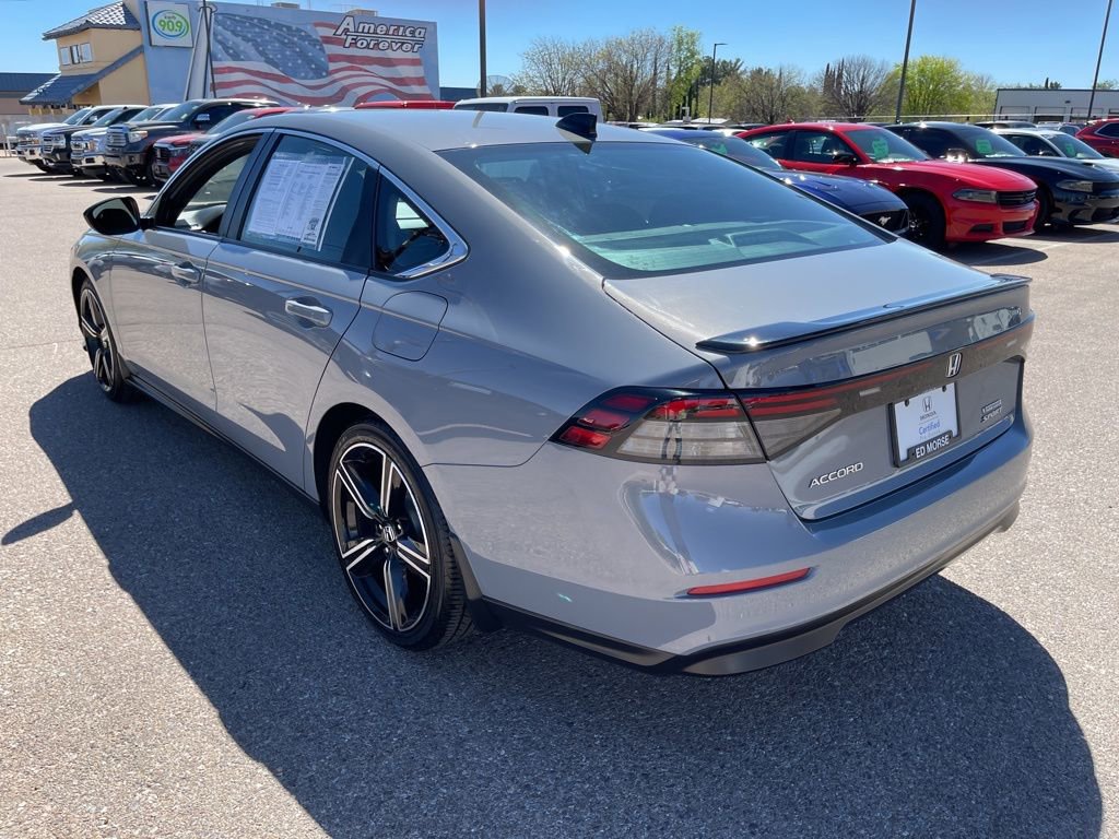Used 2023 Honda Accord Sport image 3