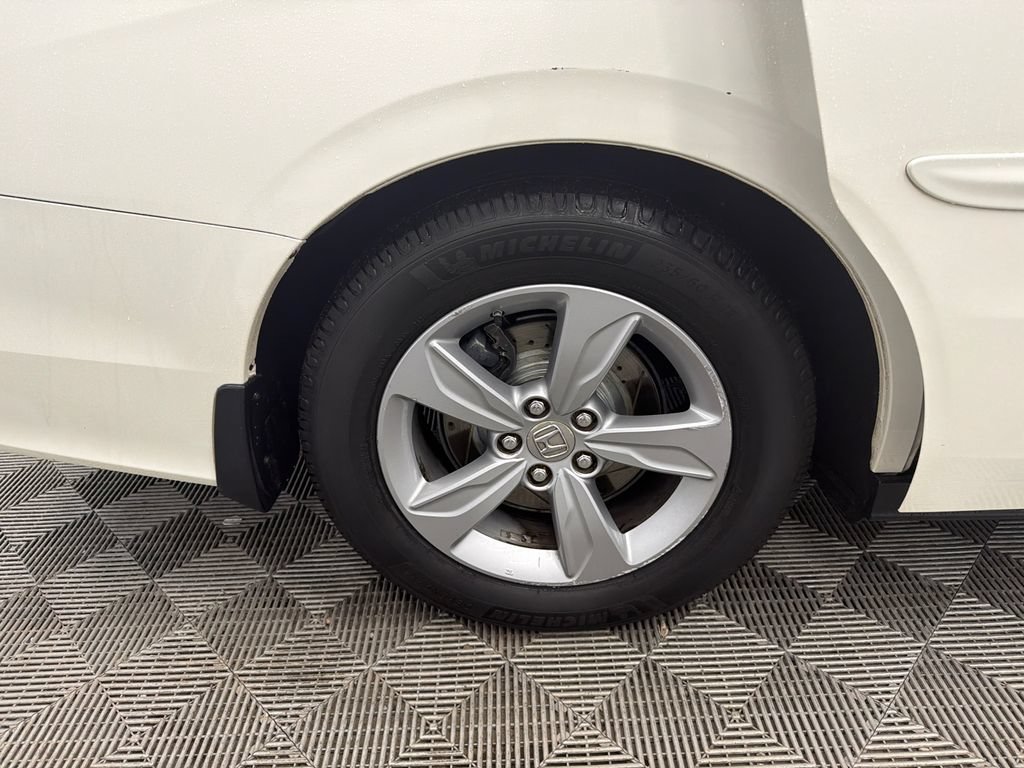 Used 2019 Honda Odyssey EX-L image 18
