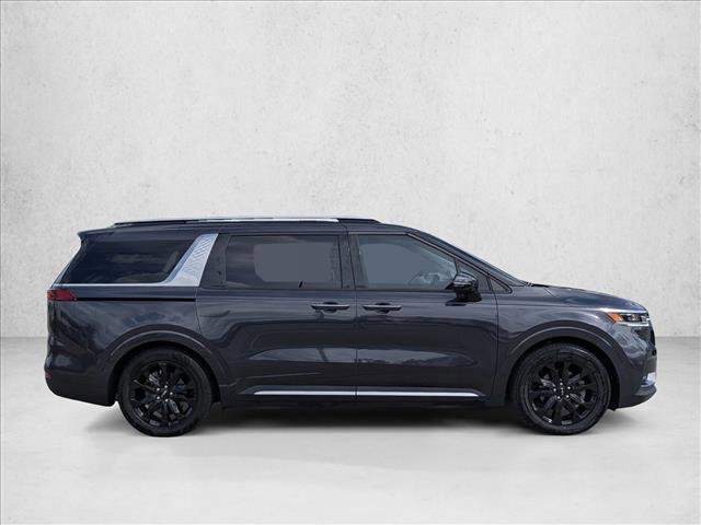 Used 2024 Kia Carnival SX Prestige image 4