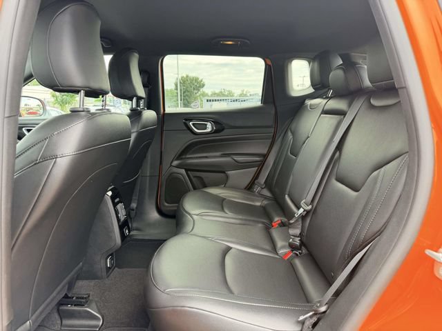Used 2026 Jeep Compass Limited AWD/4WD image 13