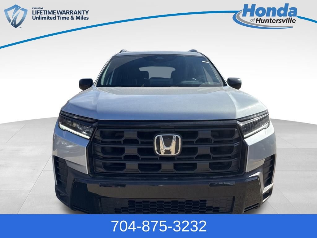 New 2026 Honda Pilot Sport image 2