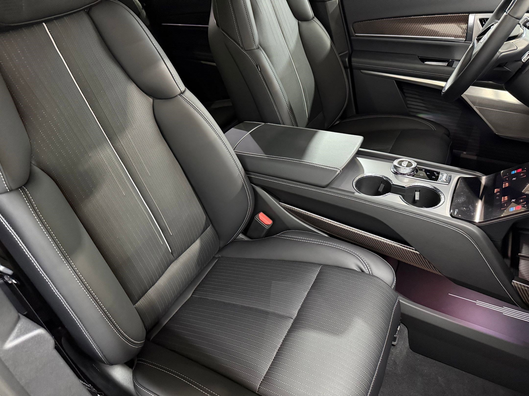 New 2026 Cadillac Vistiq Sport image 54