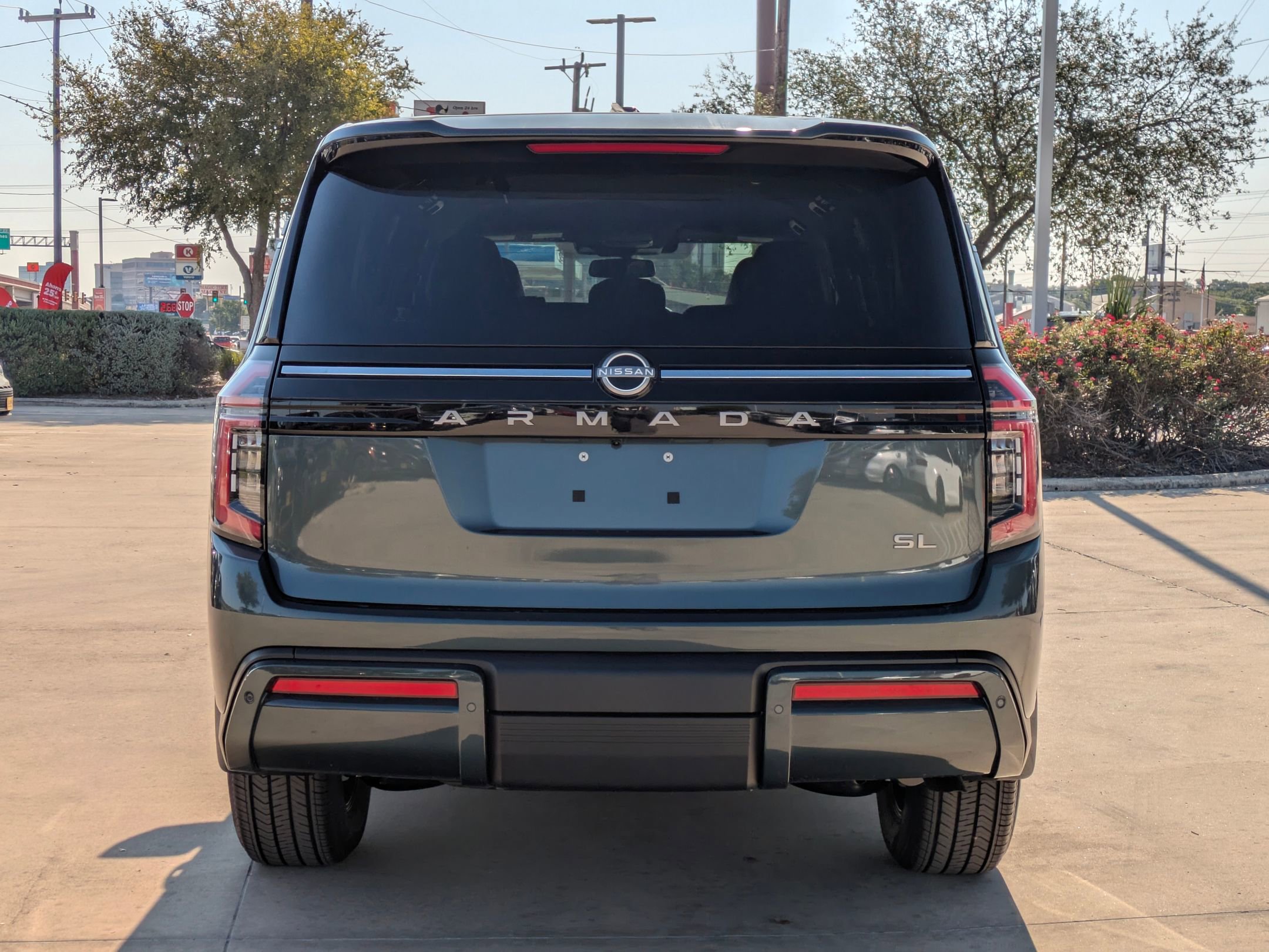 New 2026 Nissan Armada SL image 4