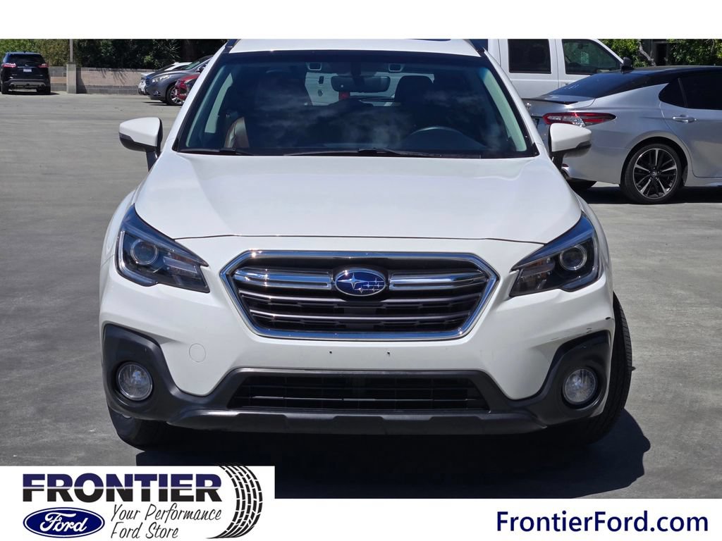 Used 2019 Subaru Outback 2.5i Touring AWD/4WD image 3