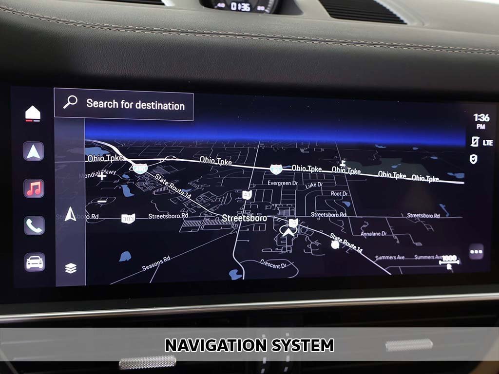 Used 2022 Porsche Cayenne GTS image 3