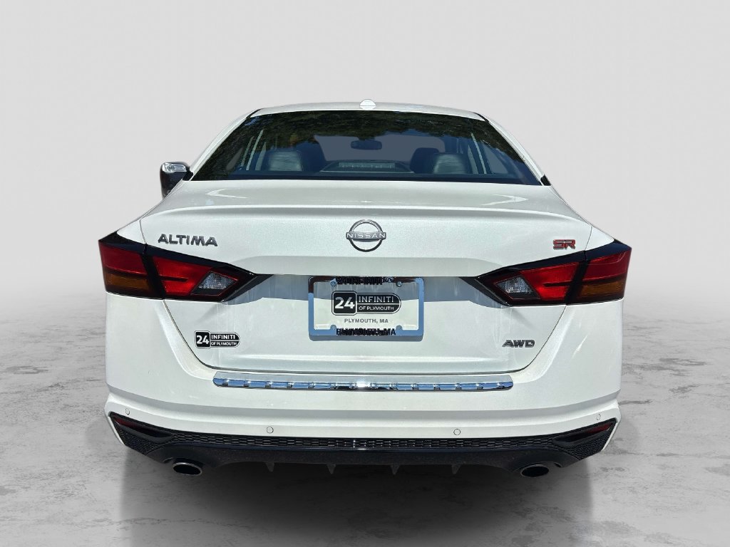 Used 2023 Nissan Altima 2.5 SR AWD/4WD image 4