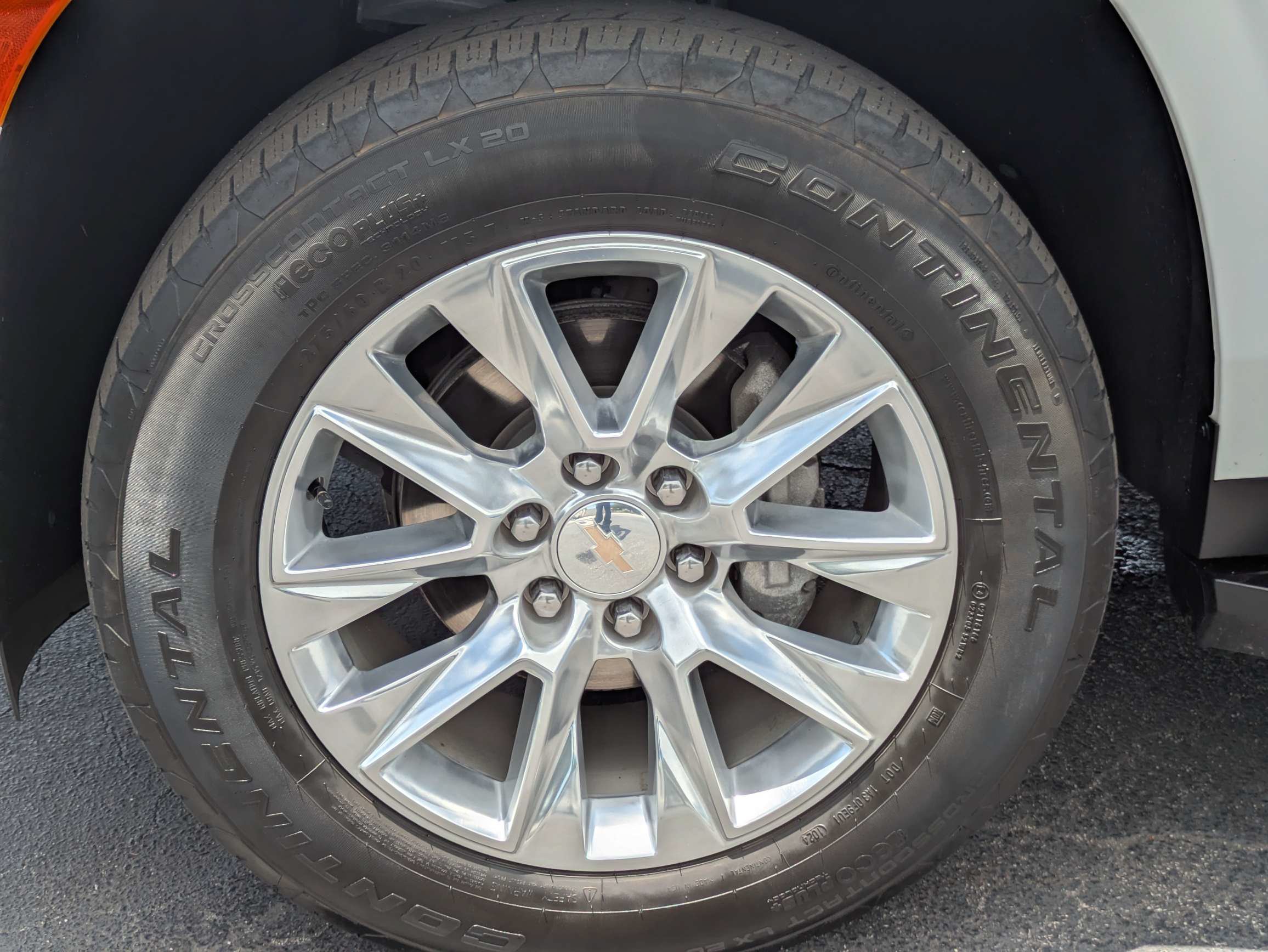 Used 2024 Chevrolet Tahoe Premier RWD image 30
