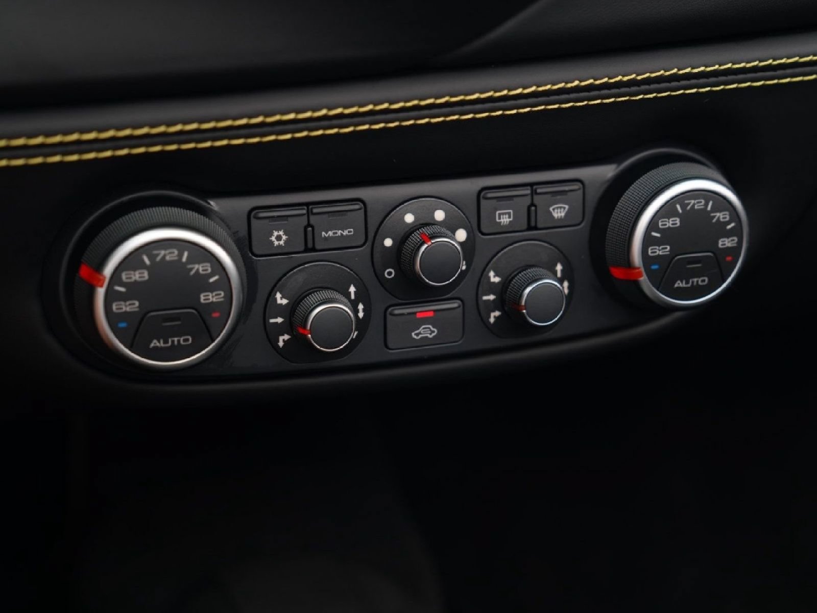 Used 2018 Ferrari 488 Spider RWD image 30
