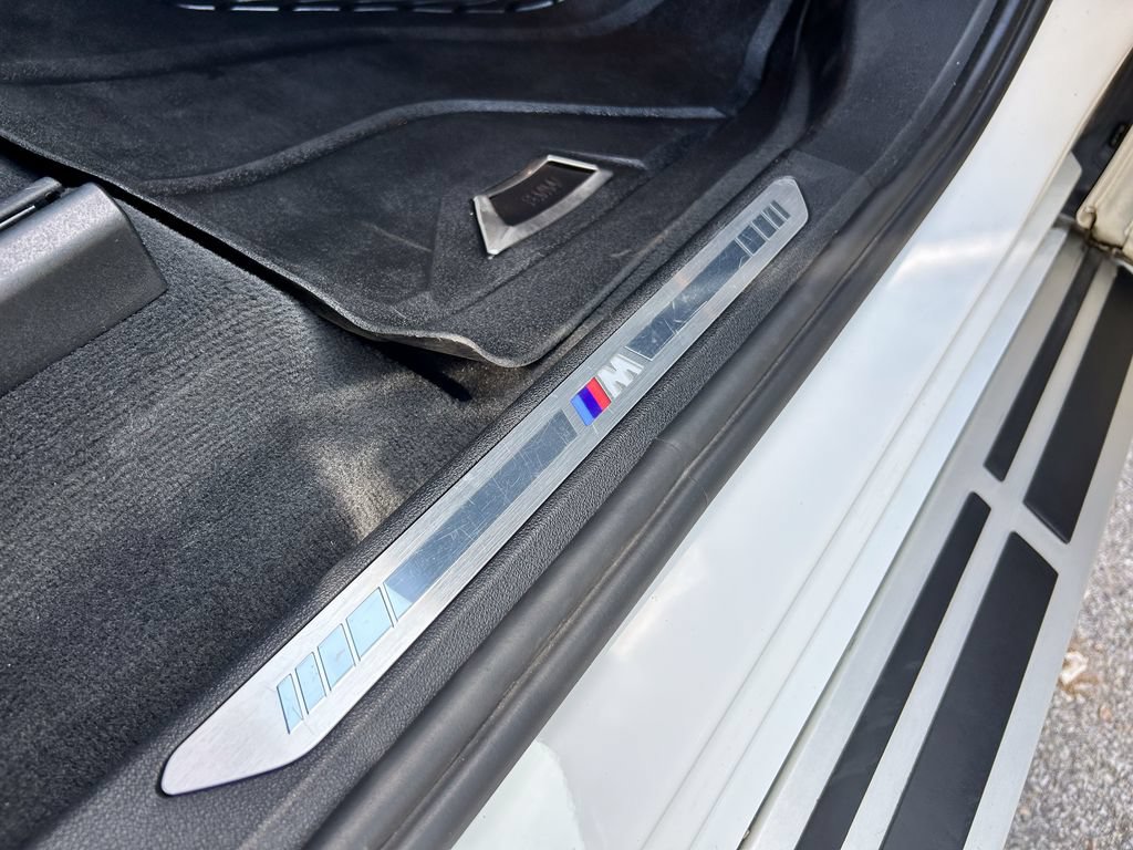 Used 2023 BMW X7 xDrive40i w/ M Sport Package AWD/4WD image 28