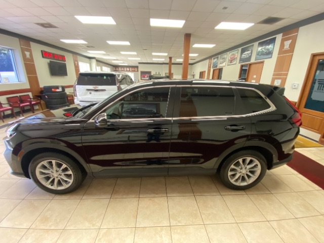 Used 2023 Honda CR-V EX image 2