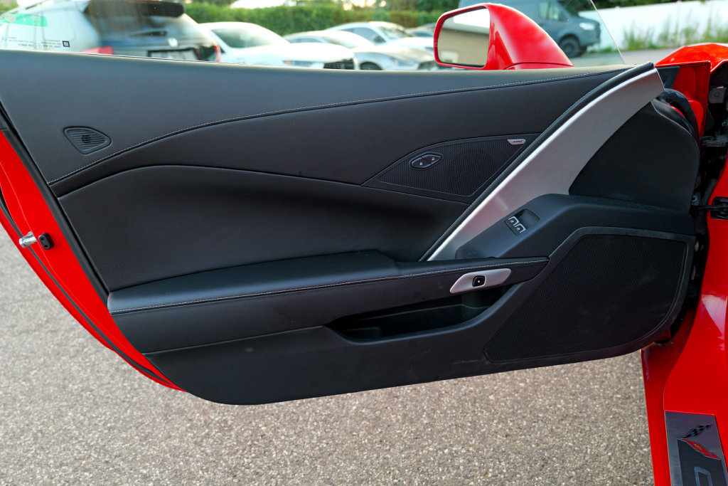 Used 2016 Chevrolet Corvette Stingray Coupe RWD image 20