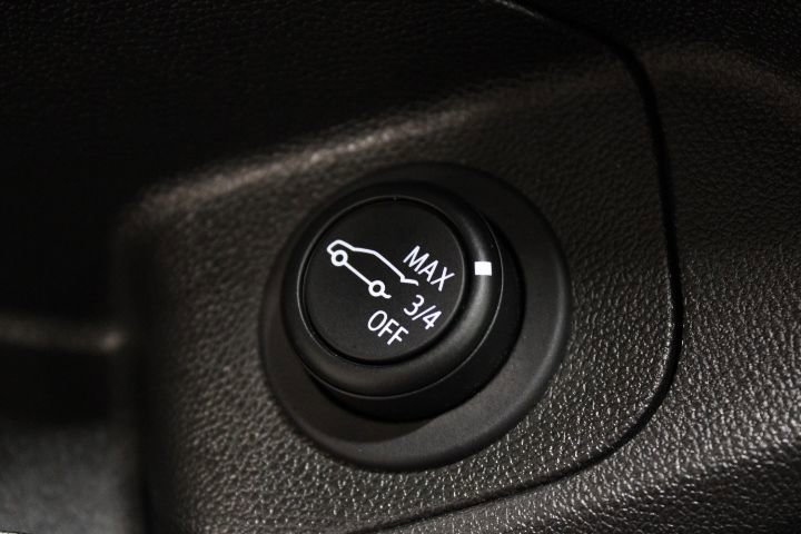 Certified 2022 GMC Terrain SLE w/ Driver Convenience Package image 55