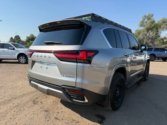 Used 2024 Lexus LX 600 4WD w/ Luxury Package image 6