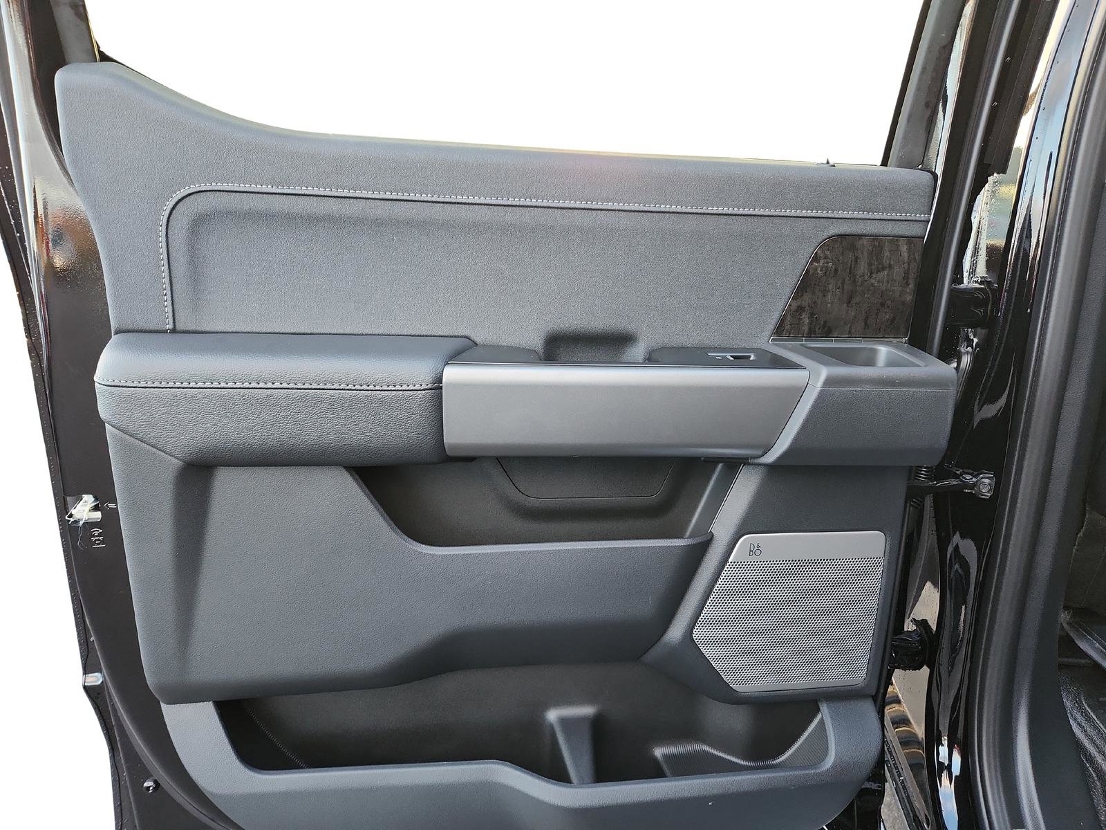 New 2026 Ford F350 Lariat w/ Lariat Premium Package image 24