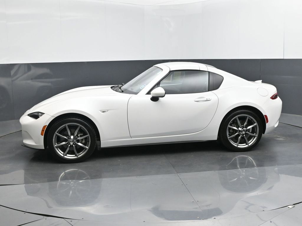 Used 2022 MAZDA MX-5 Miata RF Grand Touring image 2